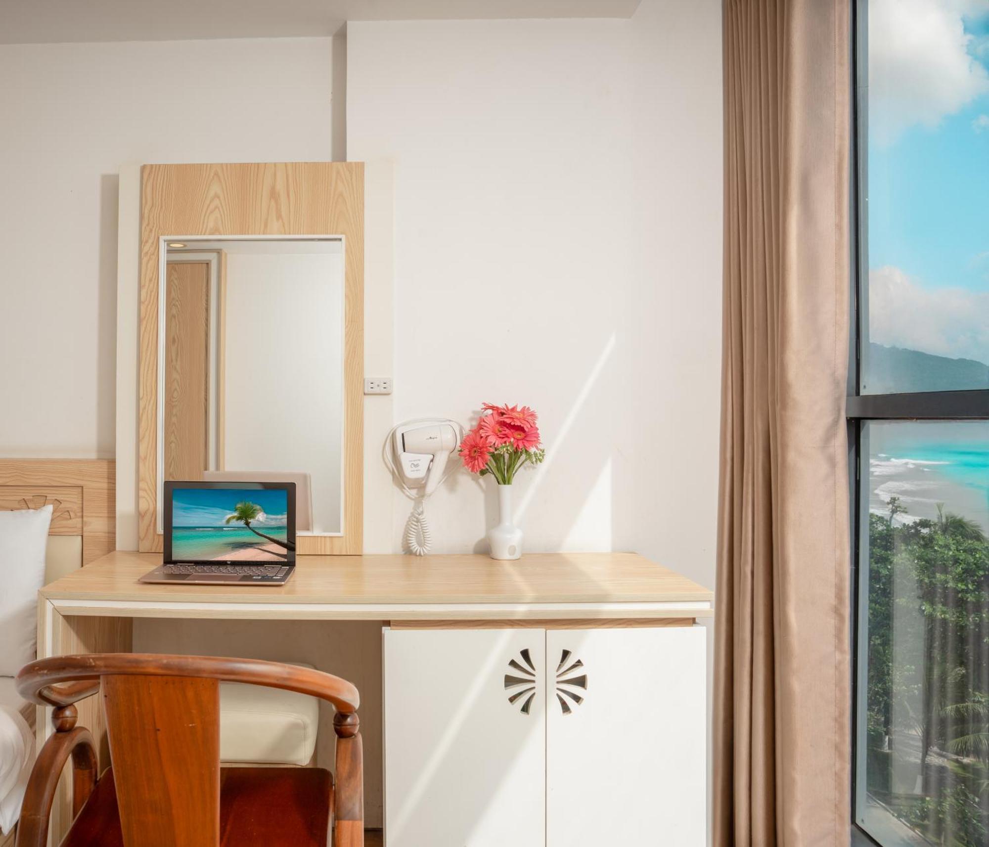 ทานห์ บินห์ 2 โฮเต็ล Hotel ญาจาง ภายนอก รูปภาพ