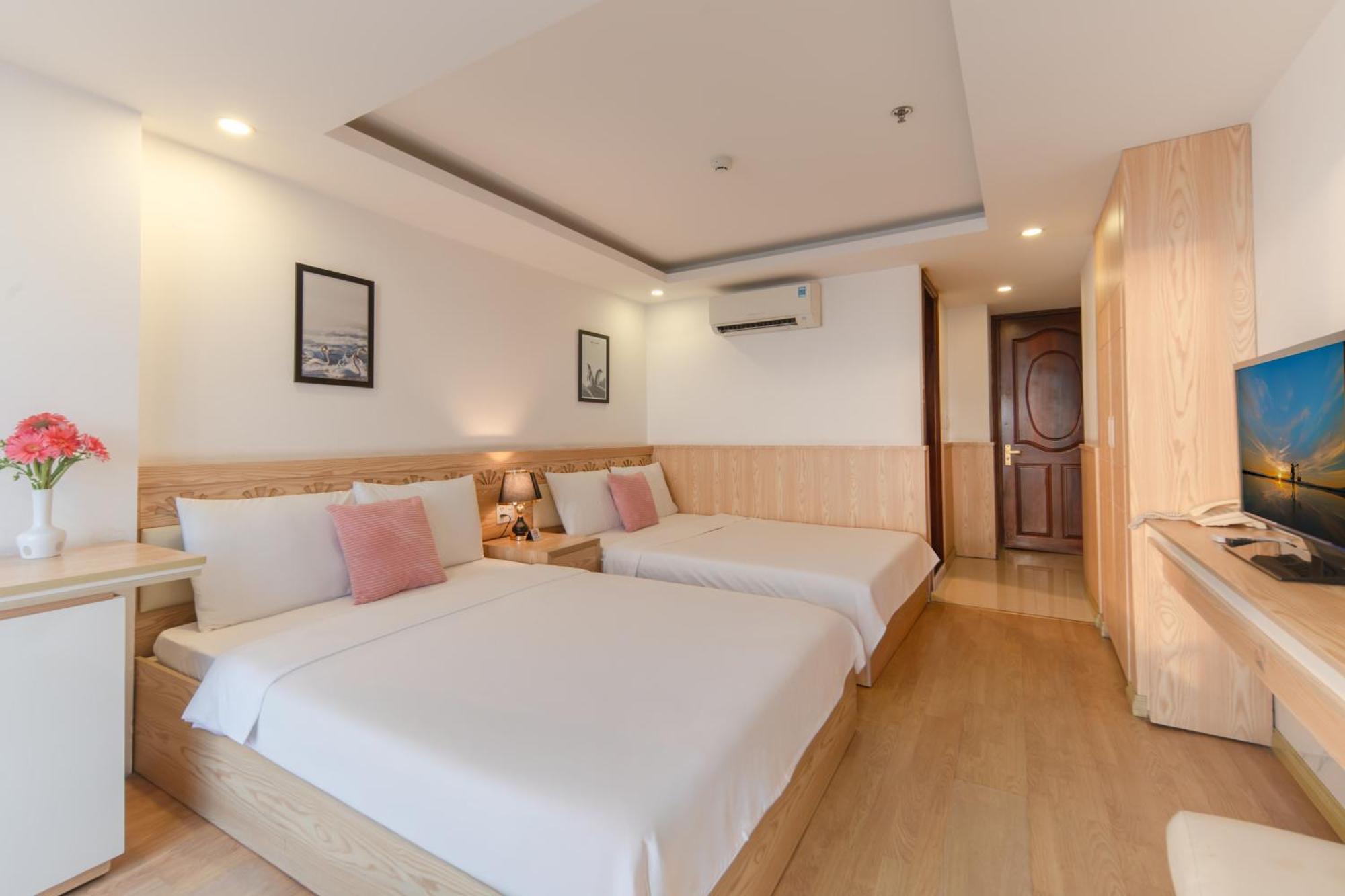 ทานห์ บินห์ 2 โฮเต็ล Hotel ญาจาง ภายนอก รูปภาพ
