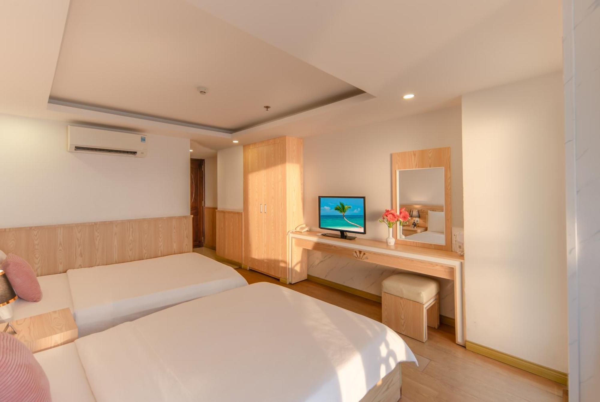 ทานห์ บินห์ 2 โฮเต็ล Hotel ญาจาง ภายนอก รูปภาพ