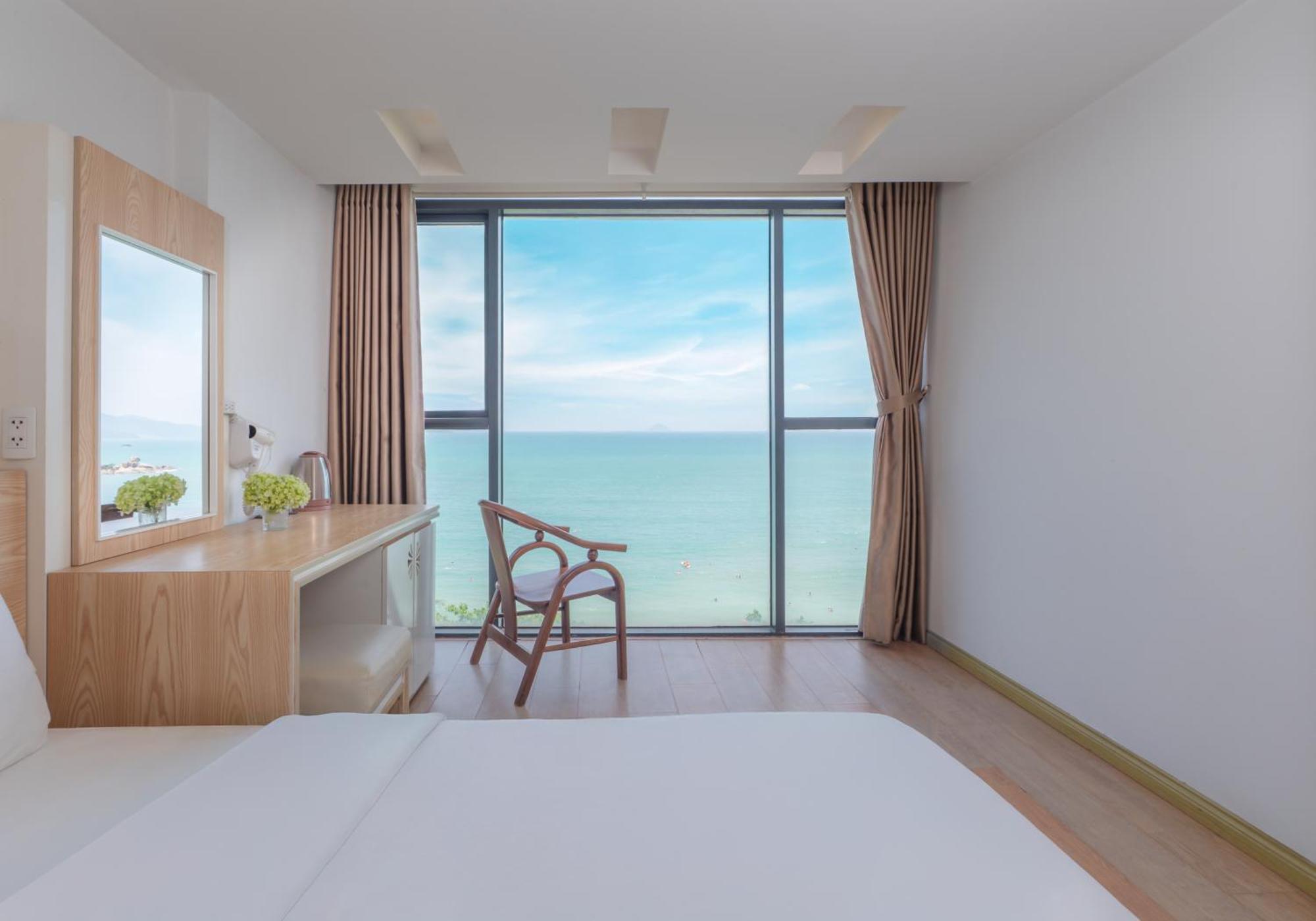 ทานห์ บินห์ 2 โฮเต็ล Hotel ญาจาง ภายนอก รูปภาพ